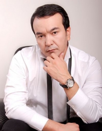 Озодбек Назарбековдан навбатдаги видеодиск