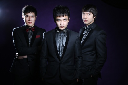 “Уммон” гуруҳининг ижодида нима гаплар?