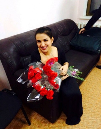 Нилуфар Усмонова гастролда