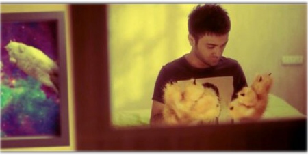 Шоҳруҳхондан кутилмаган воқеаларга бой видеоклип