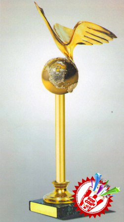 “Эътироф-2013” тақдирлаш маросимининг кутилмаган туҳфалари