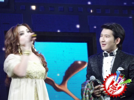 “Эътироф-2013” тақдирлаш маросимининг кутилмаган туҳфалари