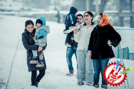 Нилуфар Усмонова дам олиш вақтида фотоаппаратимизга муҳрланди