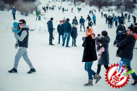 Нилуфар Усмонова дам олиш вақтида фотоаппаратимизга муҳрланди