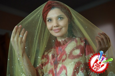 Шаҳзода келин образида!