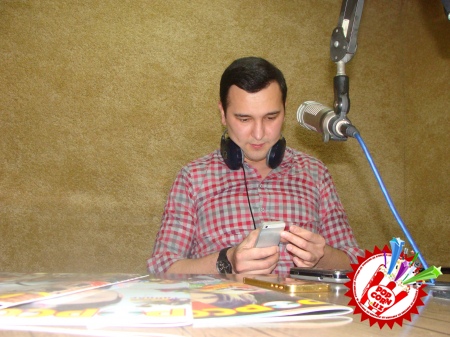 Сардор Раҳимхон қалбидаги дил сўзларини таронага муҳрлади