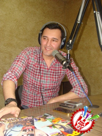 Сардор Раҳимхон қалбидаги дил сўзларини таронага муҳрлади