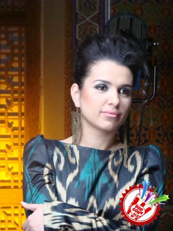 Нилуфар Усмонова чапани халқига бўлган меҳрини қўшиққа муҳрлади