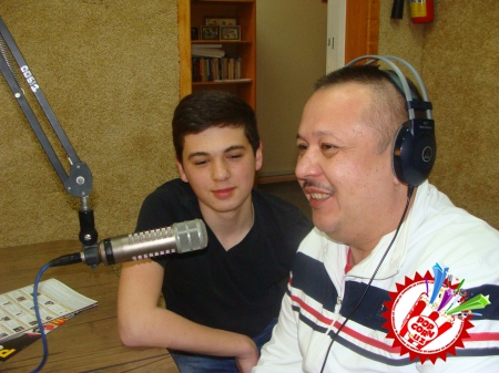 Ёш ҳонанда Далер \"Ўзбегим Таронаси\" радиосига ташриф буюрди