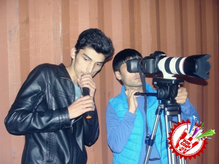 РОК ЙЎНАЛИШИДА БИРИНЧИ ЎЗБЕК ҚИЗЛАРИНИНГ ГУРУҲИ!