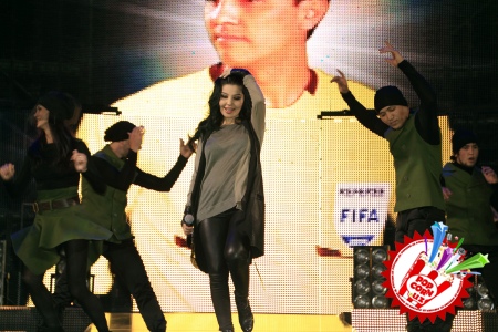 Шаҳзода кутилмаган туҳфалар билан барчани хушнуд эта олди