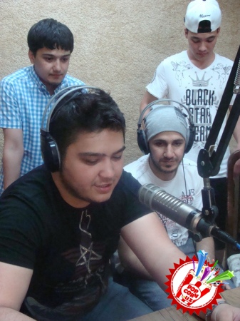 “ЮРАК ЙИҒЛАР” ФИЛЬМИ ИЖОДКОРЛАРИ МЕҲМОН БЎЛИШДИ