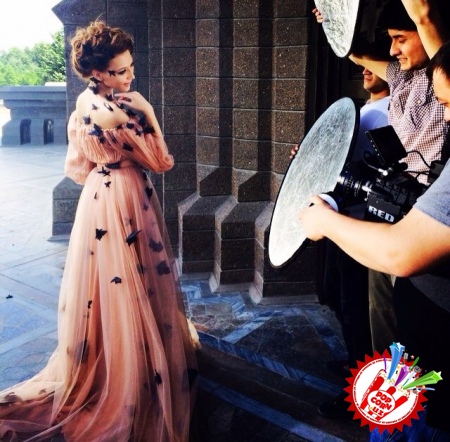 Лола янада нафис кўринишда суратга олиш ишларини якунлади