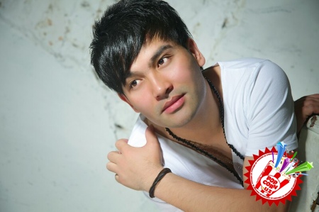 Элёрдан илк тарона ва клип премьераси