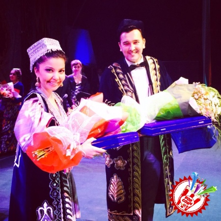 ХИТОЙДА САРДОР РАҲИМХОННИНГ МУХЛИСЛАРИ КЎПАЙЯПТИ