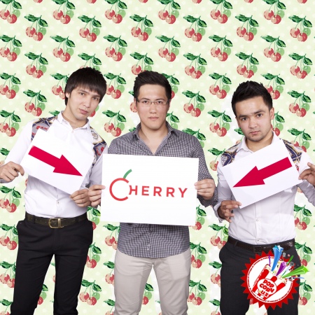 Лола ва "Cherry" ўртасидаги боғлиқлик қандай?