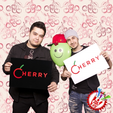 Лола ва \"Cherry\" ўртасидаги боғлиқлик қандай?