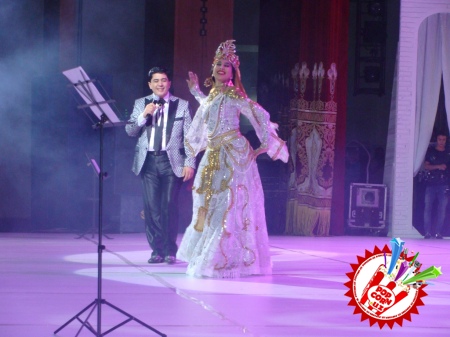 ОҒАБЕК СОБИРОВДАН ВАТАН МАДҲИ ЯНГРАГАН КОНЦЕРТ