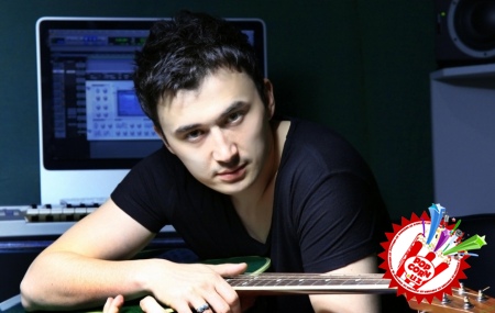 Улуғбек Раҳматуллаев инглиз тилида куйлашни бошлади