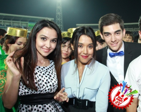 Бухорода юлдузлар иштирокида ёшлар фестивали бўлиб ўтди