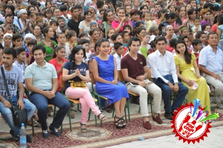 Бухорода юлдузлар иштирокида ёшлар фестивали бўлиб ўтди