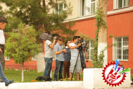 Шахзода мухлислари учун янги тухфа тайёрламокда