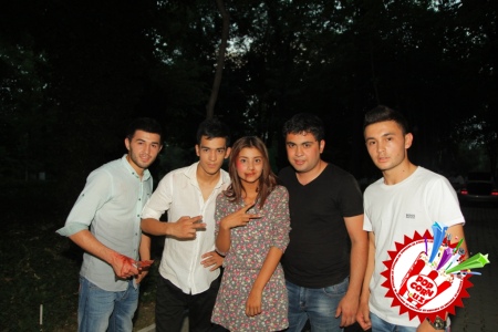 Шахзода мухлислари учун янги тухфа тайёрламокда