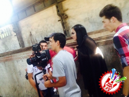 Рухшона навбатдаги рақсбоп таронани тайёрлади