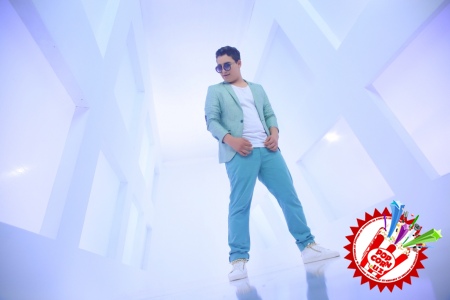 Жаҳонгир янги қўшиқ ва клип тақдим этди