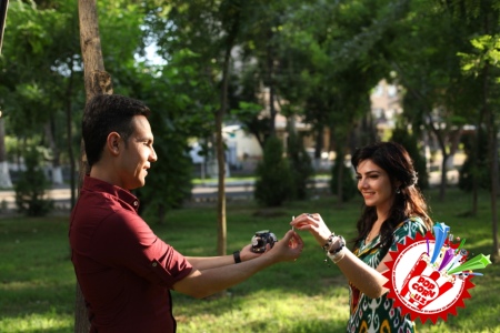 Ҳайрулла Ваҳобов янгича талқиндаги қўшиққа клип тақдим этди