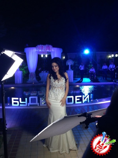 Нилуфар Усмоновадан романтик тарона премьераси