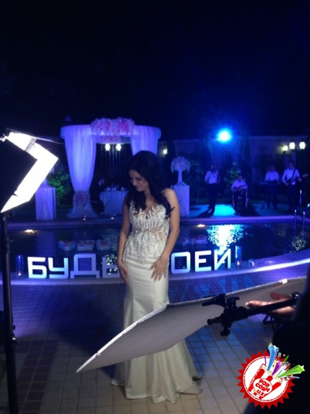 Нилуфар Усмоновадан романтик тарона премьераси