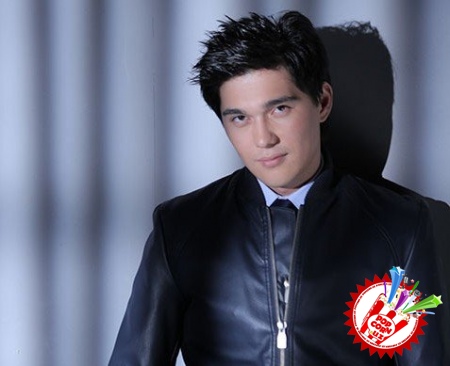 Фарруҳ Комиловдан рақсбоп таронани қарши олинг!