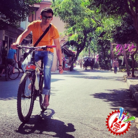 Али Отажоновнинг “Дилноза” исмли мухлислари кўпайишига сабаб бор...