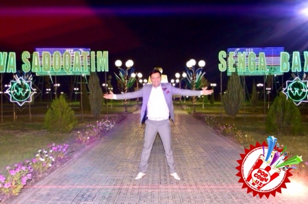 Мустақиллигимизнинг 23 йиллигини нишонлаш учун эстрадамизнинг ёрқин юлдузлари кеча Бухоро шахрига ташриф буюришди.