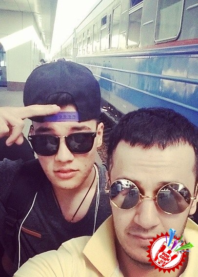 Сарвар ва Комил Бухоро шахри бўйлаб яккахон гала концертини ўтказиб қайтдишди