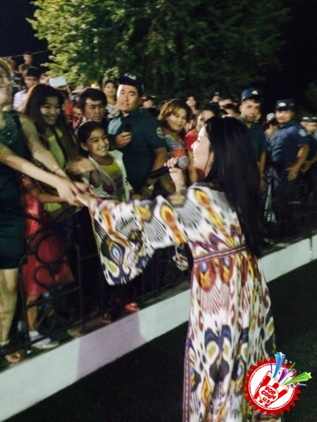 Шаҳзода Самарқандда яккахон концерт тақдим этди