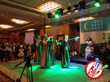 Туркиянинг Анқара шаҳрида Ўзбекистон элчихонаси томонидан ташкил этилган байрам тадбири Ўзбекистон халқ артисти Насиба Абдуллаева билан