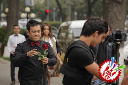 Тоҳир Усмоновдан \"Жаноней\" қўшиғига видеоклип олдирди