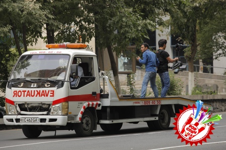 Тоҳир Усмоновдан \"Жаноней\" қўшиғига видеоклип олдирди