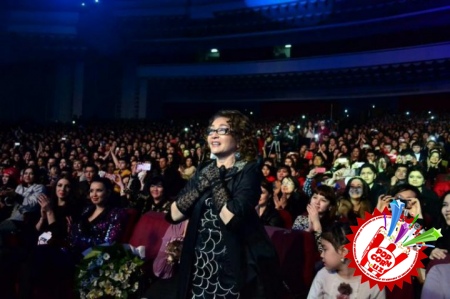 Шоҳруҳхоннинг 2014 йил “Сен кетма” номли яккахон концертини сайтимиз орқали томоша қилиш мумкин