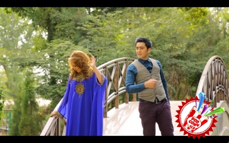 Юлдуз Турдиева ҳамда ёш хонанда Шаҳруз биргаликда дуэт ижро этишди