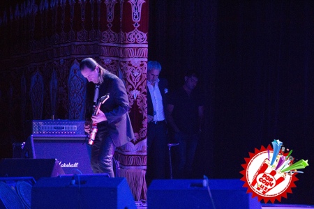 “Истиқлол\" санъат саройини ўз қўшиқлари билан ларзага келтирган  Валерий Меладзе “20 историй о любви” концерт дастури билан