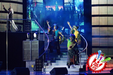 Шоу дастур Муниса Ризаевадан