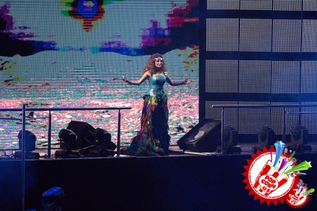 Муниса Ризаева концерти кўтаринки кайфиятда ўтди