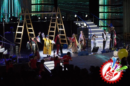 Муниса Ризаева концерти кўтаринки кайфиятда ўтди