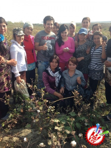 Ойбек ва Нигора пахта майдонида