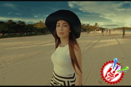 Эстрадамизнинг энг ёрқин юлдузи Муниса Ризаевани муборакбод этамиз!