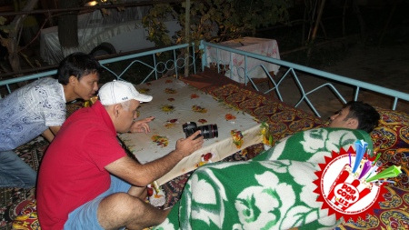 Ҳаётий воқеаларга асосланган “Ёлғон дунё” ўткир сюжетли фильм. Тез кунда... шаҳримиз кинотеатрларида