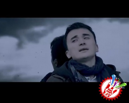 Улуғбек Раҳматуллаев кузги ёмғир остида...